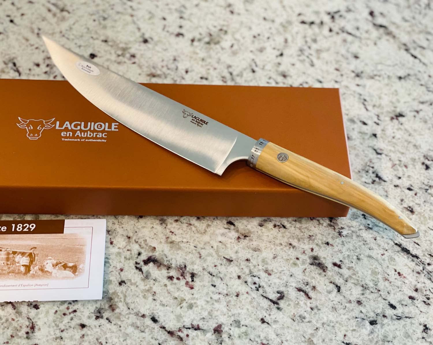 Laguiole en Aubrac Cuisine Gourmet Stainless Fully Forged Steel Made In France Cook's Chef 's Knife, 8-in / 20.3cm (Boxwood Handle)