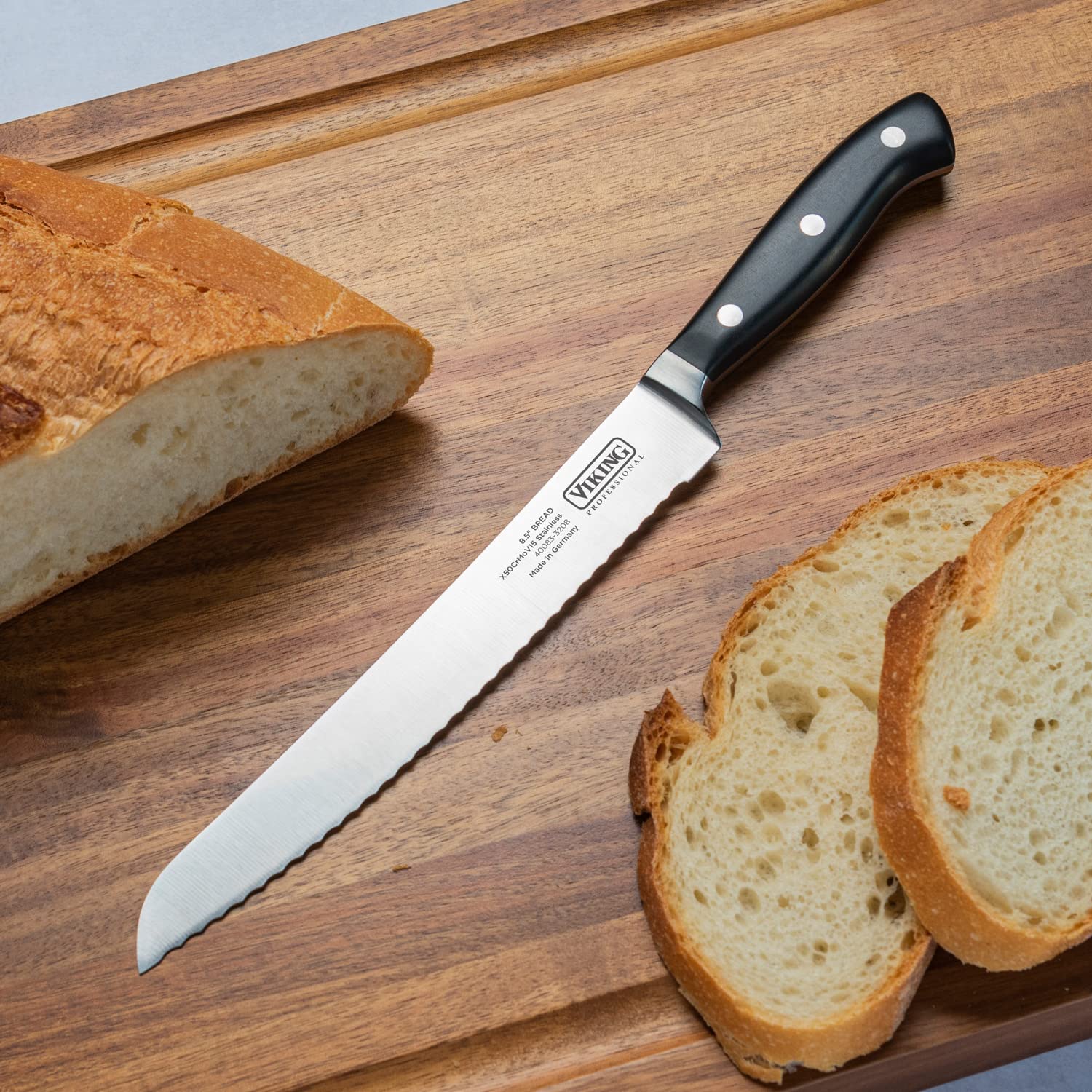 Viking Culinary Professional Cutlery Bread Knife, 8 Inch, Black