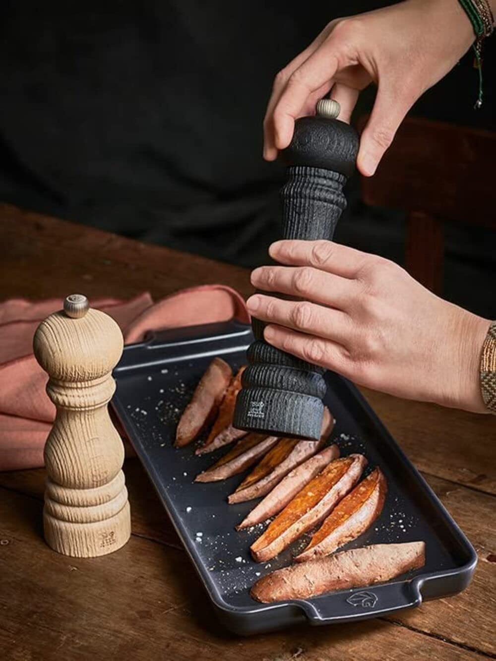 Peugeot Paris Nature Black Pepper Mill, 22 cm - 9 in