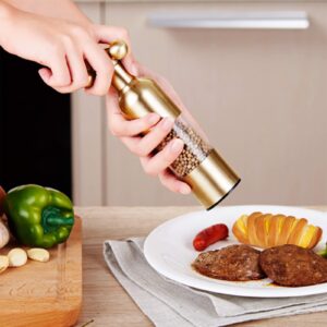 Pepper Grinder Refillable, Stainless Steel Spice Grinder Kitchen Tool 7.1 x 2.8 x 1.9in Pepper Salt Spice Mill Grinder Seasoning for Cooking (Gold)