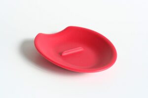 crack'em egg cracker & spoon rest (candy apple red) - perfectly cracks eggs & contains messes - easy to use & clean - great for kids - prevents broken yolks