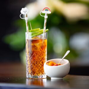 SAVITA 4pcs Straw Covers for Reusable Straws, Silicone Straw Tips Cover Cute Straw Covers Cap Rainbow Straw Cover Cloud Straw Cap for Sippy Cups with 6mm Diameter Straws