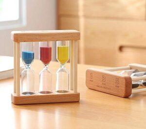 gqz wooden sand hourglass timer wood frame hourglass sandglass sand clock timer 1+3+5 minute mini sand timer decoration small gift for games classroom home office decoration (colored)