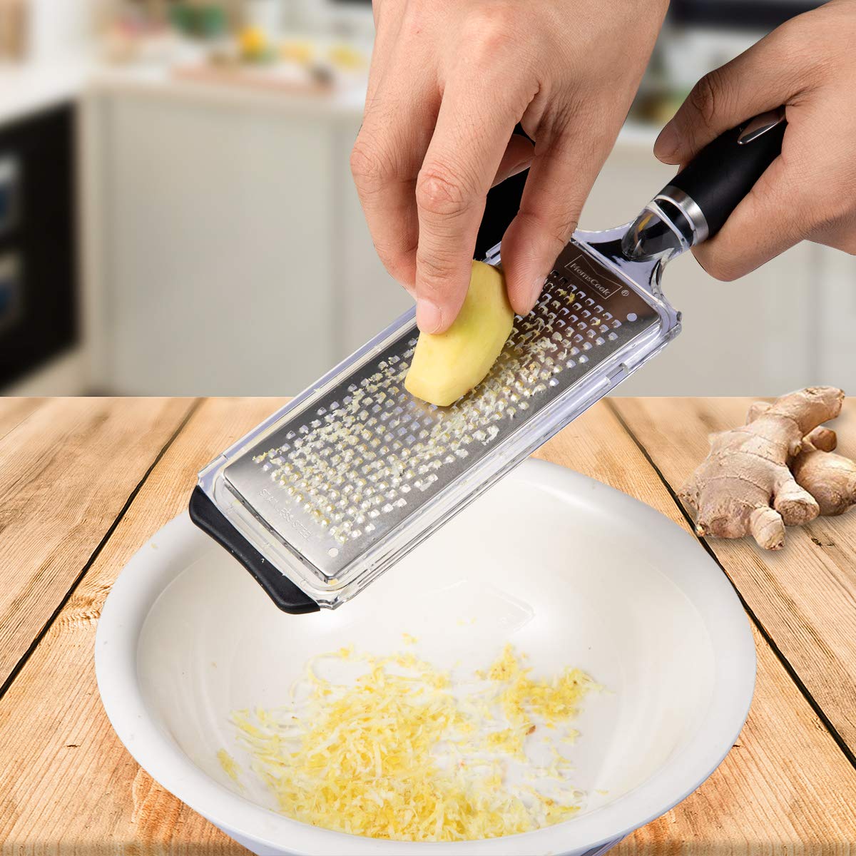 Otevy Mos Ginger Grater Tool with Handle Lemon Zester with Catcher Premium Stainless Steel Mini Grater with Container Nutmeg Grinder Garlic Grater