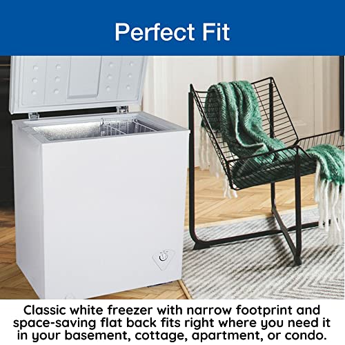 Koolatron Compact Chest Freezer, 5.5 cu ft (155L), White, Manual Defrost Deep Freeze, Storage Basket, Space-Saving Flat Back, Stay-Open Lid, Front-Access Defrost Drain, for Apartment, Condo, Cottage