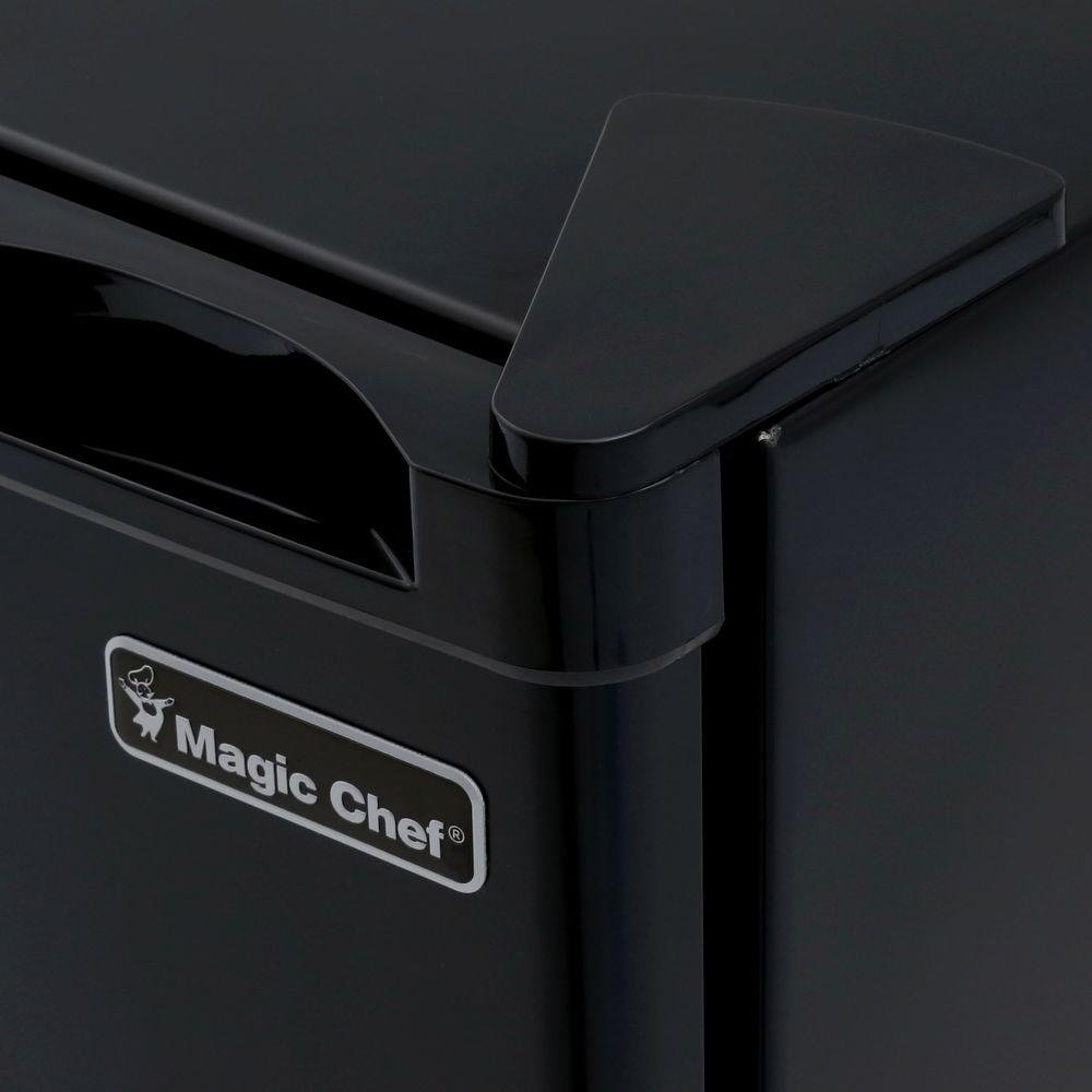 Magic Chef 17.5 in. W 2.6 cu. ft. Mini Refrigerator in Black