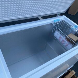 Commercial Freezer Chest freezer 10 Cuft NSF Restaurant 44" White Stand Alone Solid Flat Top w/Storage Baskets XF-302