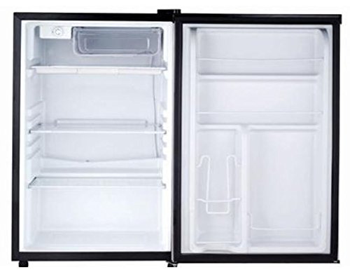 RCA-IGLOO 4.5 Cubic Foot Fridge, Black