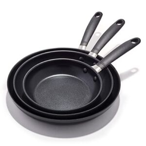 oxo good grips 8" 10" and 12" frying pan skillet set, 3-layered german engineered nonstick coating, stainless steel handle with nonslip silicone, black
