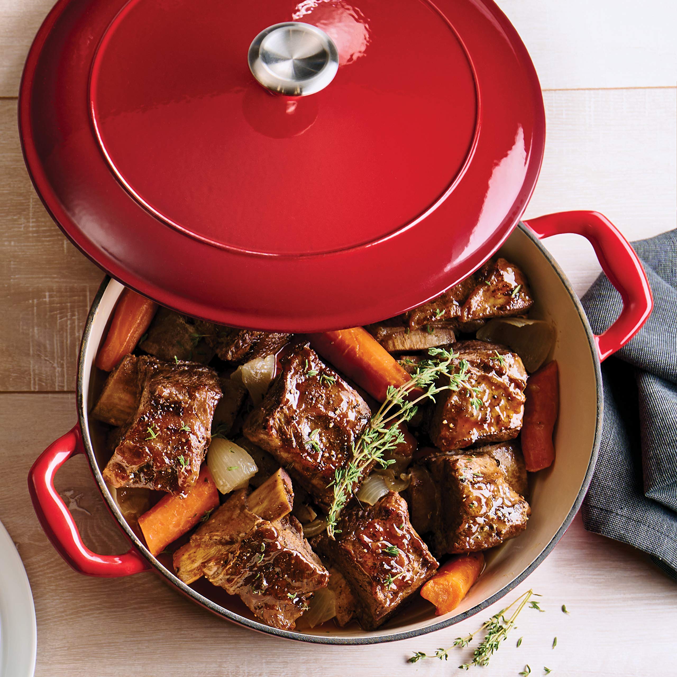 Tramontina Covered Round Dutch Oven Enameled Cast Iron 5.5-Quart Gradated Red, 80131/047DS