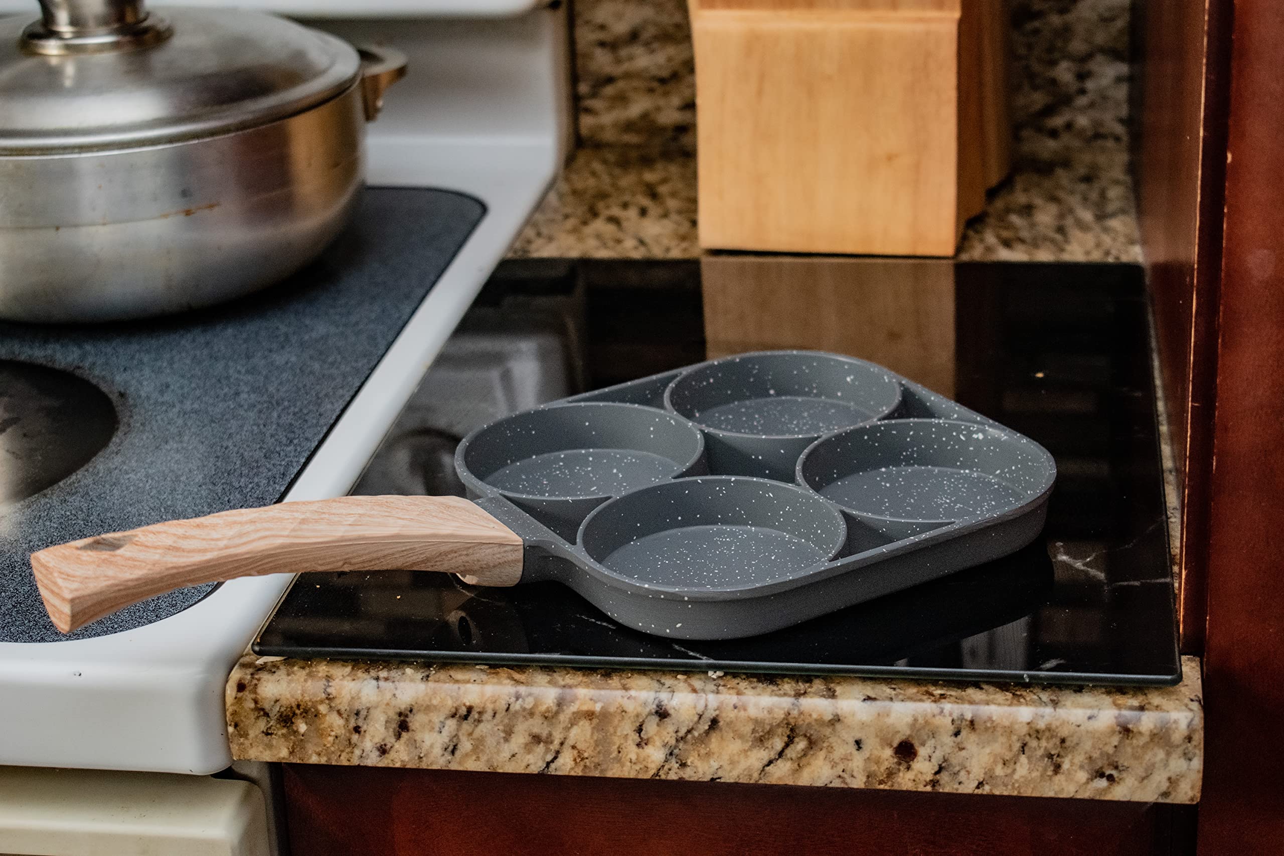 Jack and Leo Four Hole Egg Frying Pan- Non Stick, Easy to Clean Breakfast Pan