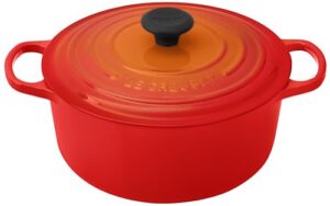 le creuset enameled cast iron signature round dutch oven, 5.5 qt., flame