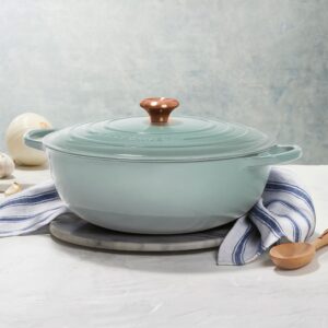 Le Creuset Signature Cast Iron 7.5-quart Chef's Oven with Copper Knob (Sea Salt)