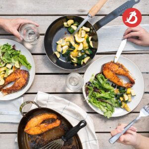 de Buyer LA LYONNAISE Blue Carbon Steel Fry Pan - 10.25” - Ideal for Browning, Simmering, Searing & Reheating - Naturally Nonstick - Made in France