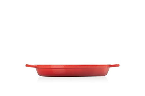 Le Creuset Enameled Cast Iron Signature Oval Baker, 1 qt. (9.5"), Cerise (Cherry