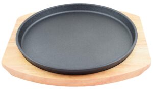 sunrise kitchen supply round cast iron set with rubber wood underliner (8.5")