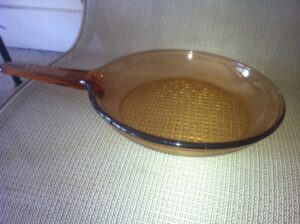 vintage corning visions visionware amber 10 inch skillet frying pan w/ lid