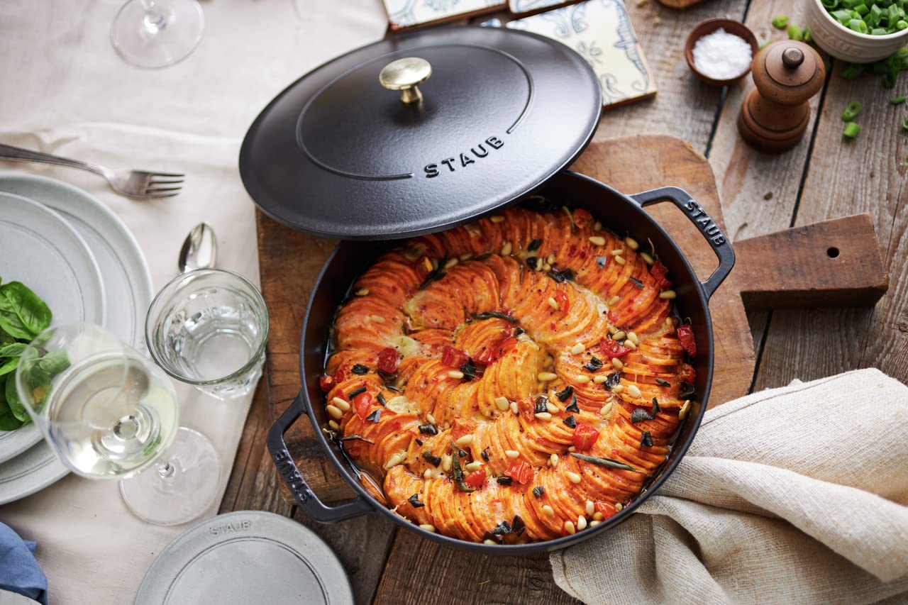 STAUB 40511 472/0 with Chistera 28 cm Cast Iron Black