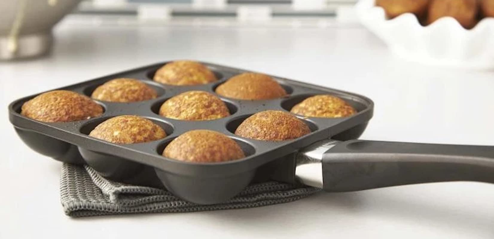 Scanpan Classic 9 Hole Puff Dumpling Pan