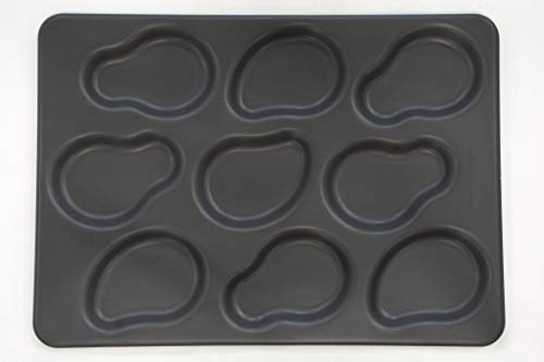 LloydPans Egg Pan, 12.88 x 17.88 Inch 9-Cavity Irregular Egg Pan, Pre-Seasoned PSTK