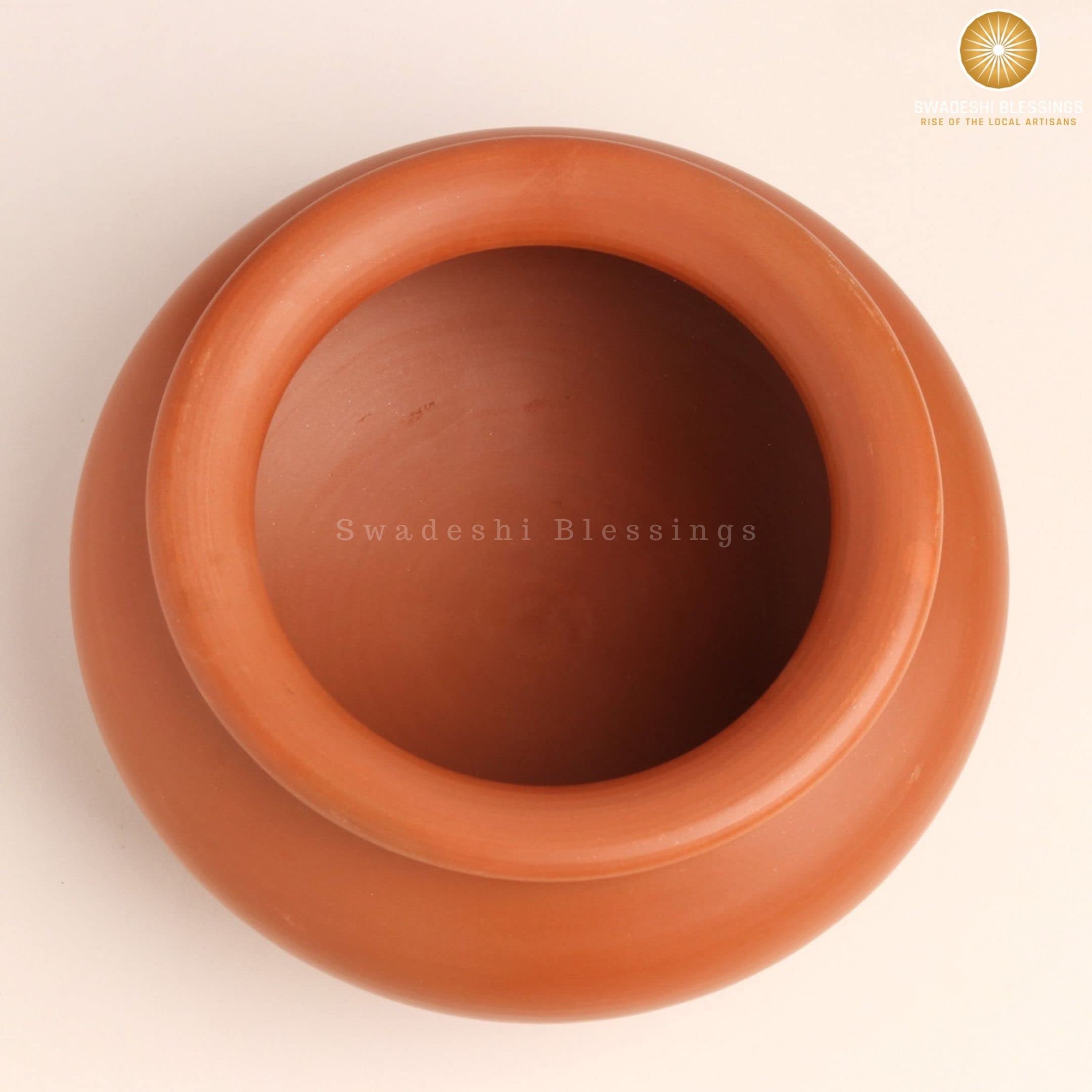 Swadeshi Blessings HandMade Unglazed Earthen Dahi Handi/Curd Pot/Mitti Handi/Clay Pot with Lid for Serving (with Natural White Firing Shade & Stone Finished Mirror Shine) (Traditional-1.5L)