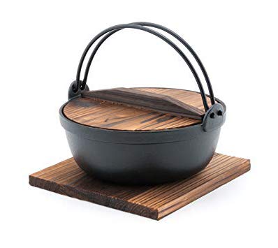 Fuji Merchandise Japanese Style Cast Iron Sukiyaki Tetsu Nabe Pot with Wooden Lid and Tray Quality Enamel Coating (58 fl. oz) 8.5" Diameter