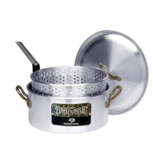 bayou classic 1350g mossy oak 14-qt aluminum fry pot w/lid and aluminum perforated basket features heavy-duty riveted handles domed lid perfect for frying fish shrimp chicken and hushpuppies