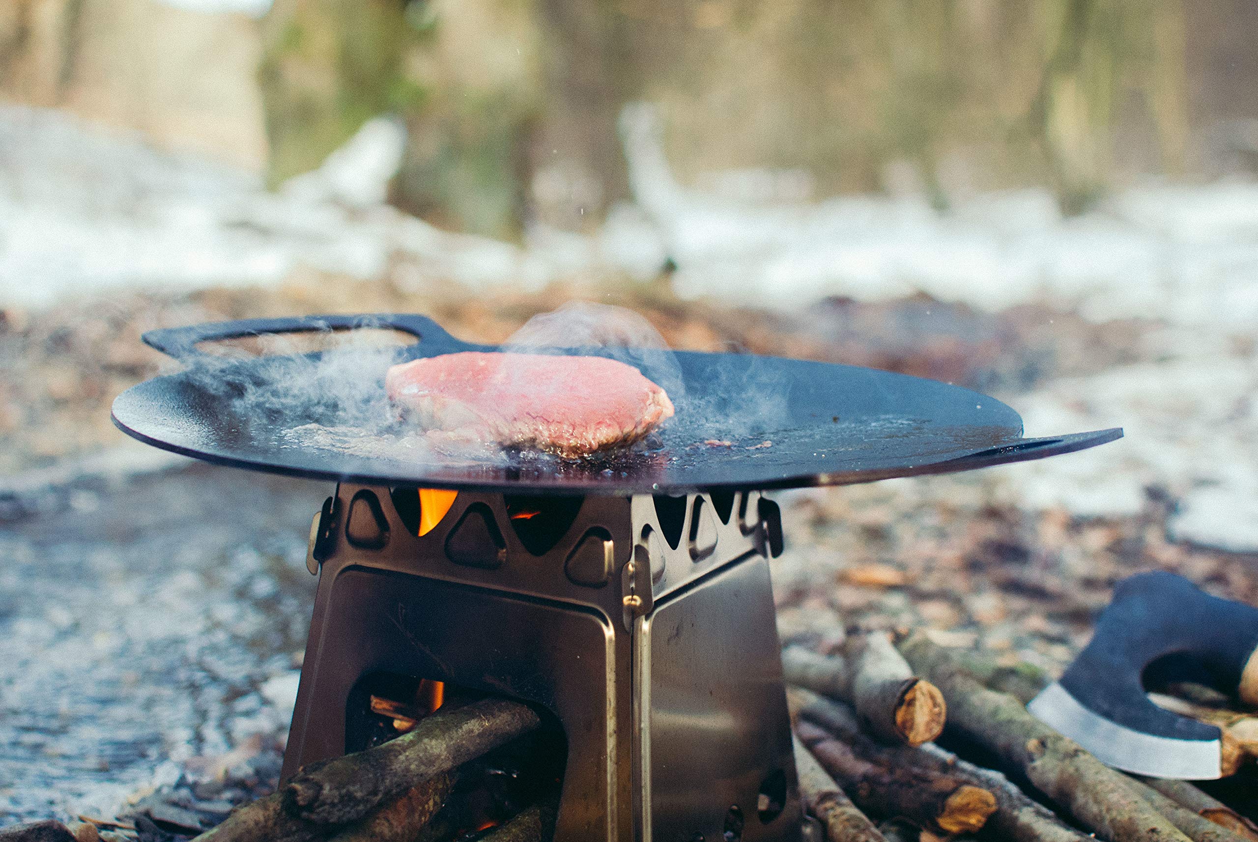 Muurikka Grill Pan 38 cm with Protective Bag, Outdoor Pan, Fire Pan Made of Robust Rolled Steel for Campfire & Grill