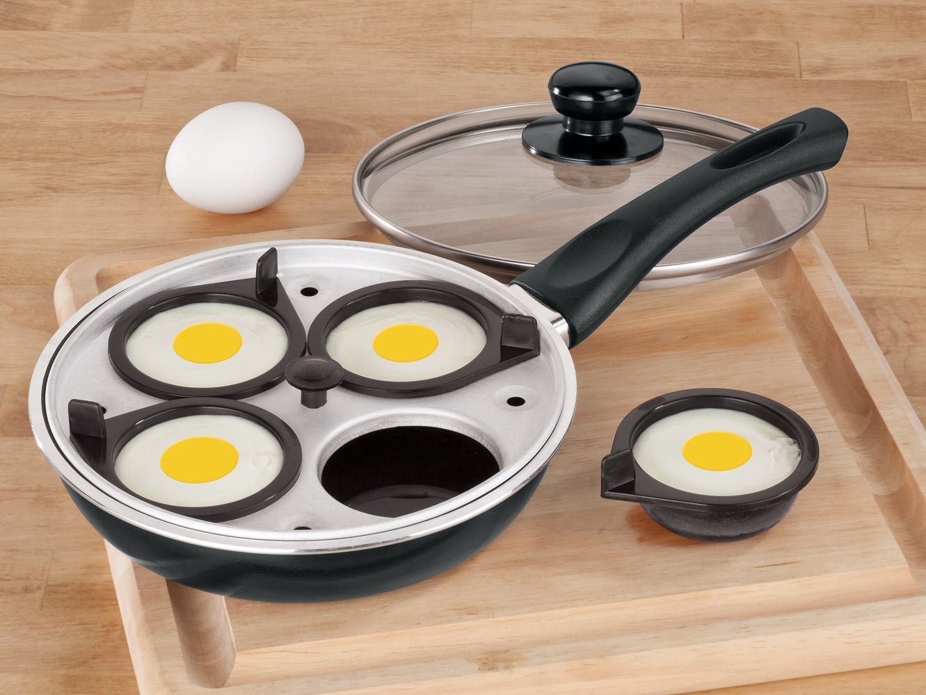 WalterDrake Frying Pan with Egg Poacher Insert, Black, One Size Fits All