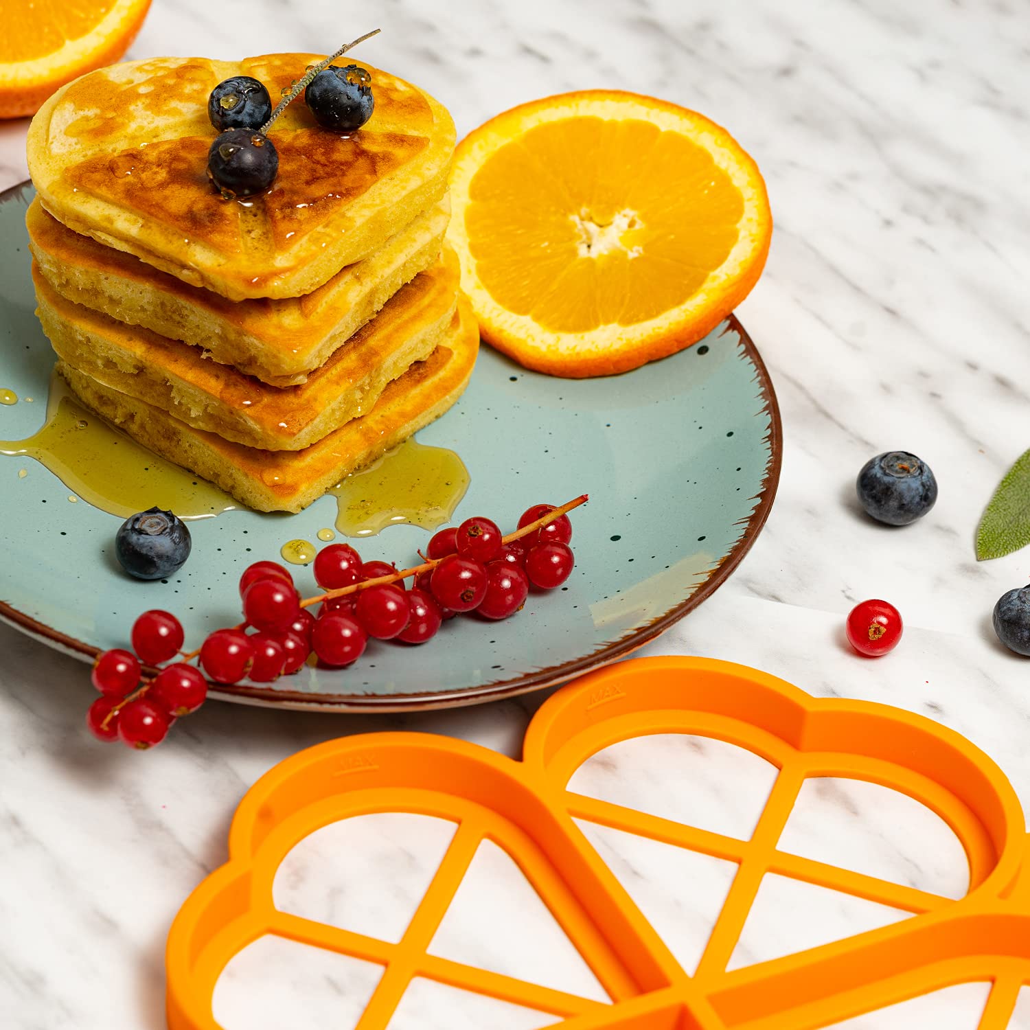 Silicone Pancake Mold Flipper – 4 Heart Shaped Egg Rings Set - Great for Cooking Fried Eggs, Hash Browns, Crumpets, Omelets on Griddle for Your Kids and Loved Ones, Orange