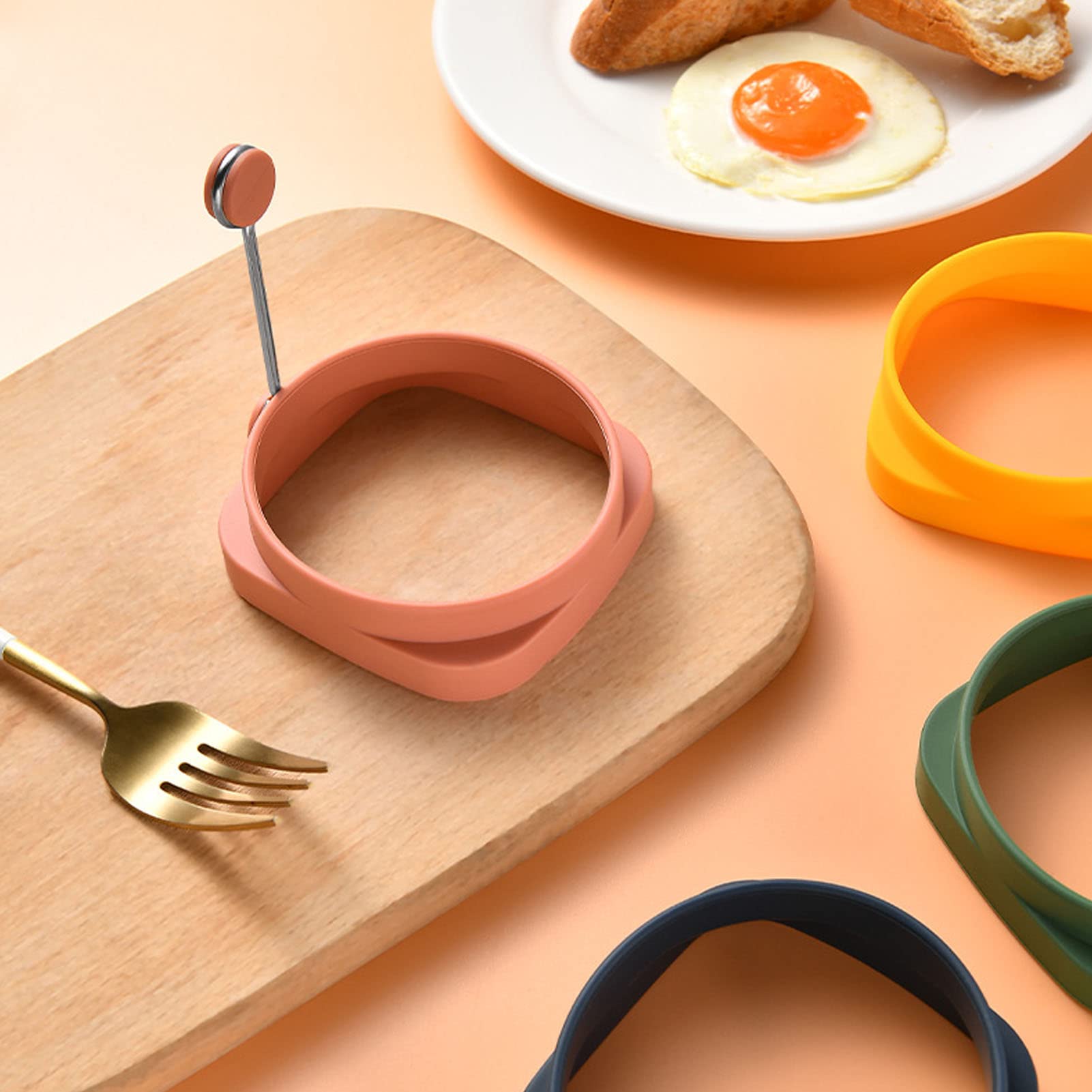 Handle Egg Frying Rings, Rotating Handle 5 PCS Dishwasher Safe Handle Omelette Rings Household Silicone