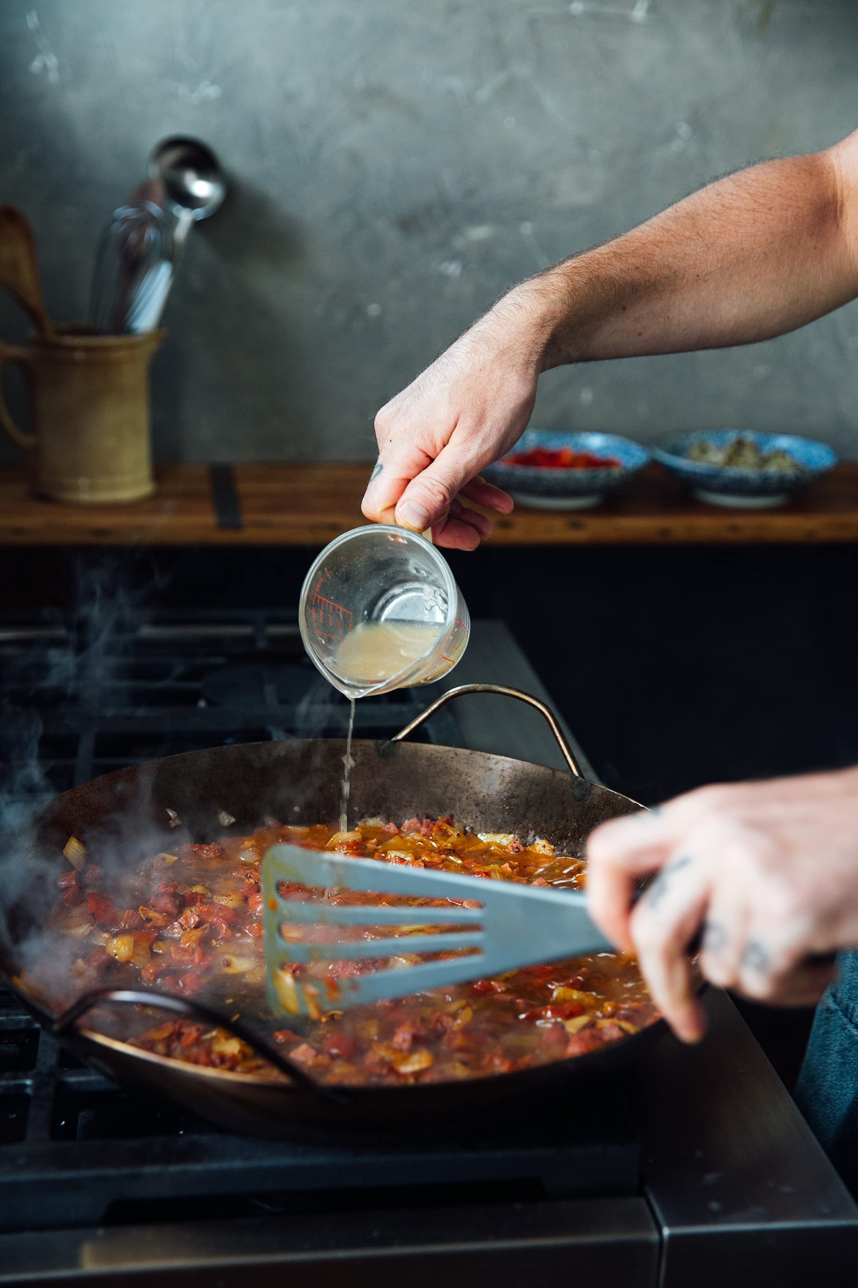 Matfer Bourgeat Black Carbon Steel Paella Pan, 15 3/4"