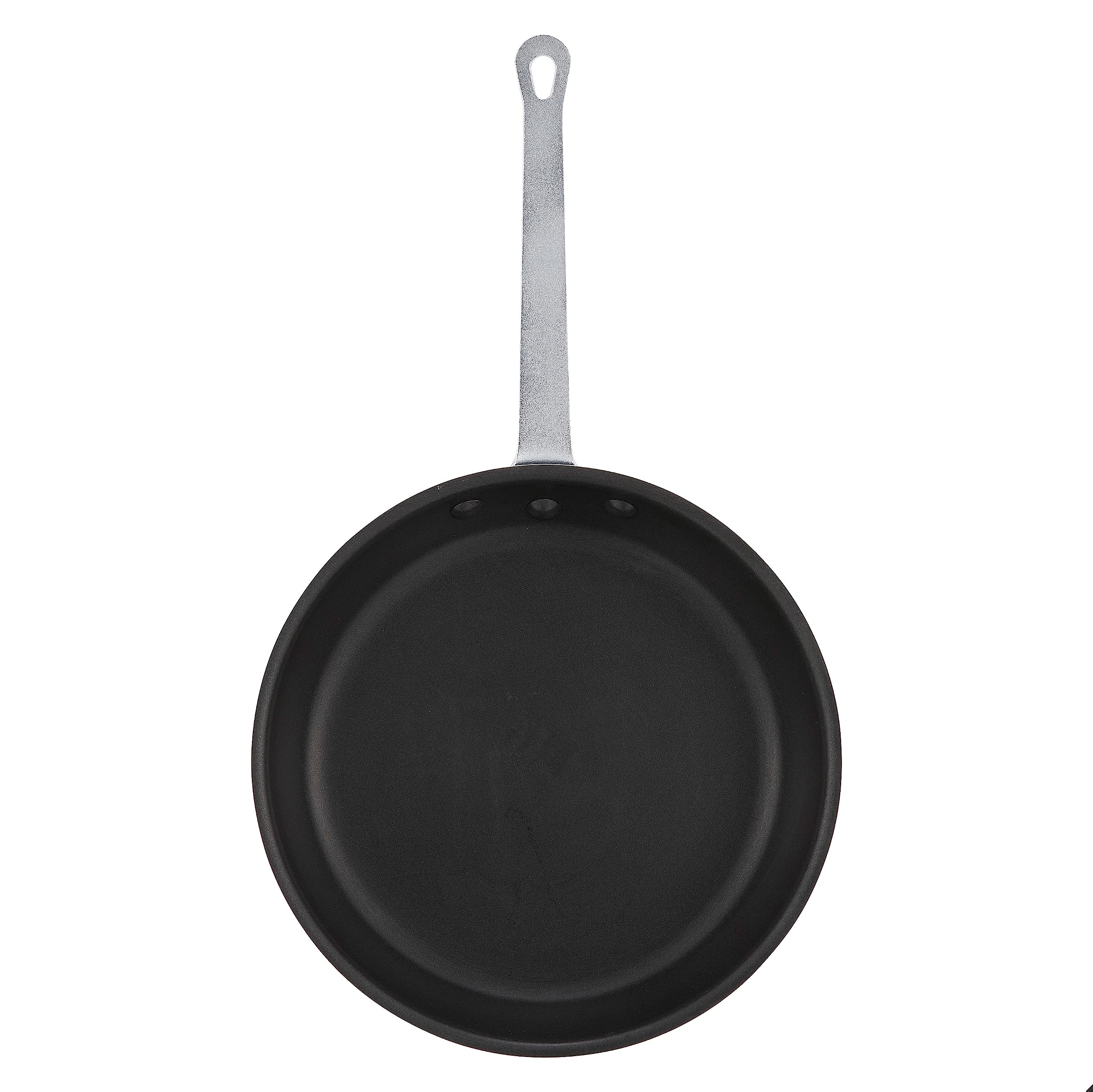 Winco AFP-8XC Commercial-Grade Aluminium Fry Pan/Skillet, 8", Silver