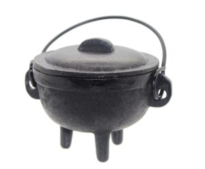 govinda - cast iron cauldron: 4 1/2" diameter plain