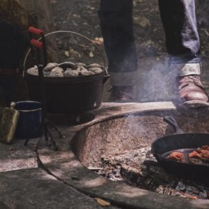 Camp Chef 12" Cast Iron Deep Dutch Oven, True Seasoned Finish Cast Iron, Volume 8 qt