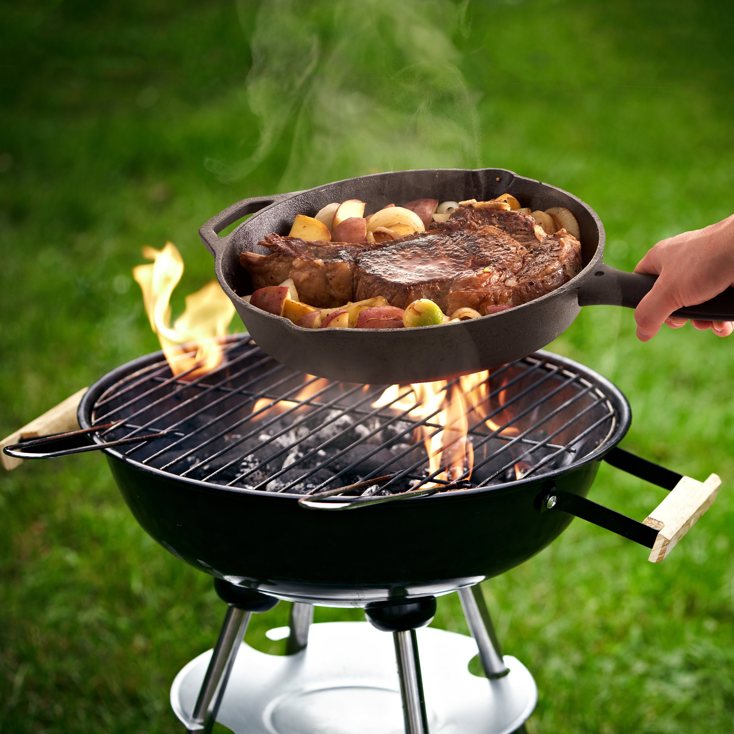 Cast Iron Skillet - 12 Inch Versatile and Durable Cast Iron Pan - Multi Use Premium Quality Kitchen Pans - Pre-Seasoned Round Big Frying Pan for Oven, Grill, Stove, Oven