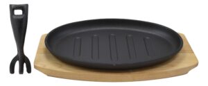 ebros personal size 10.5" by 7" enamel coated cast iron sizzling fajita skillet ridged japanese steak plate with handle and wood base for restaurant home kitchen cooking pan grilling meats seafood