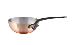 mauviel m'heritage m200ci 2mm polished copper & stainless steel splayed curved saute pan with cast iron handle, 2.1-qt, made in france