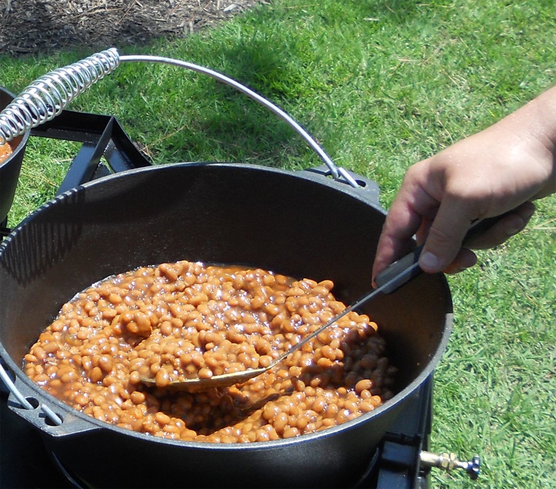 King Kooker Pre-seasoned Outdoor Cast Iron Dutch Oven with Feet, 8-Quart