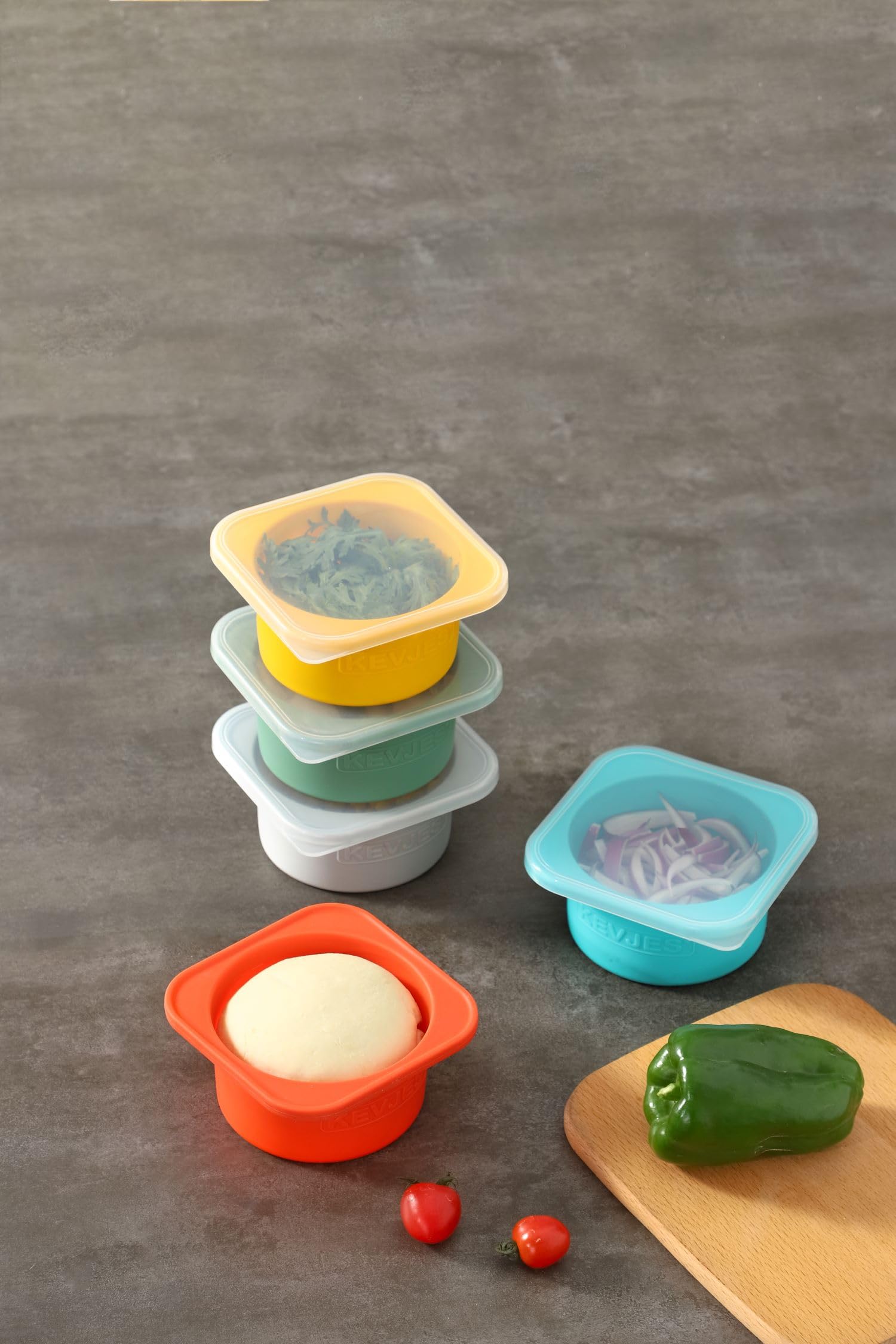 KEVJES Stackable Silicone Pizza Dough Tray with Lids-500ml portion-6pack (2 Green+2 Blue+2 Grey)
