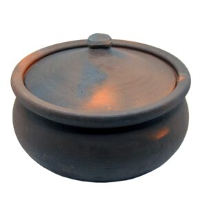 High Wind Flamed Dark Primitive Cooking Pot - Pre Seasoned - Made from Fire Clay: Suitable for Stove Top and Open Fire