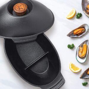 Outset - 76495 Outset Cast Iron Seafood and Mussel Pot with Lid for Empty Shells, 2.5 Quart, Black