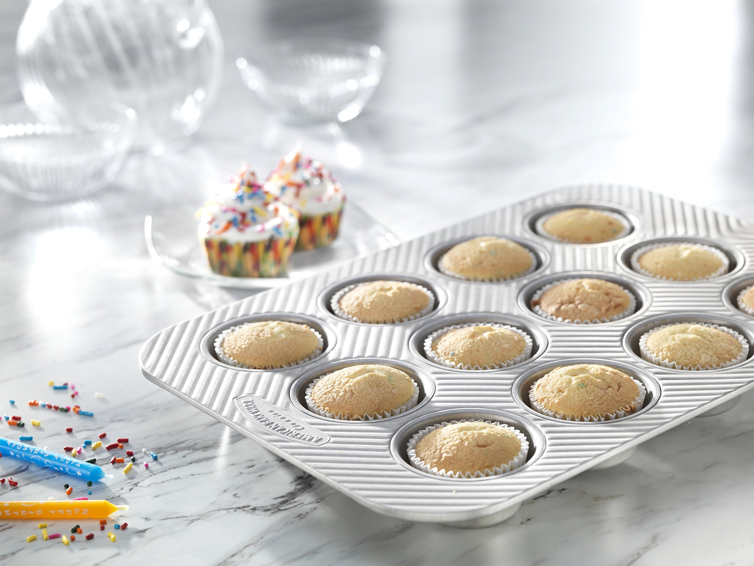 USA Pan American Bakeware Classics 12 Cup Cupcake and Muffin Baking Pan, Aluminized Steel