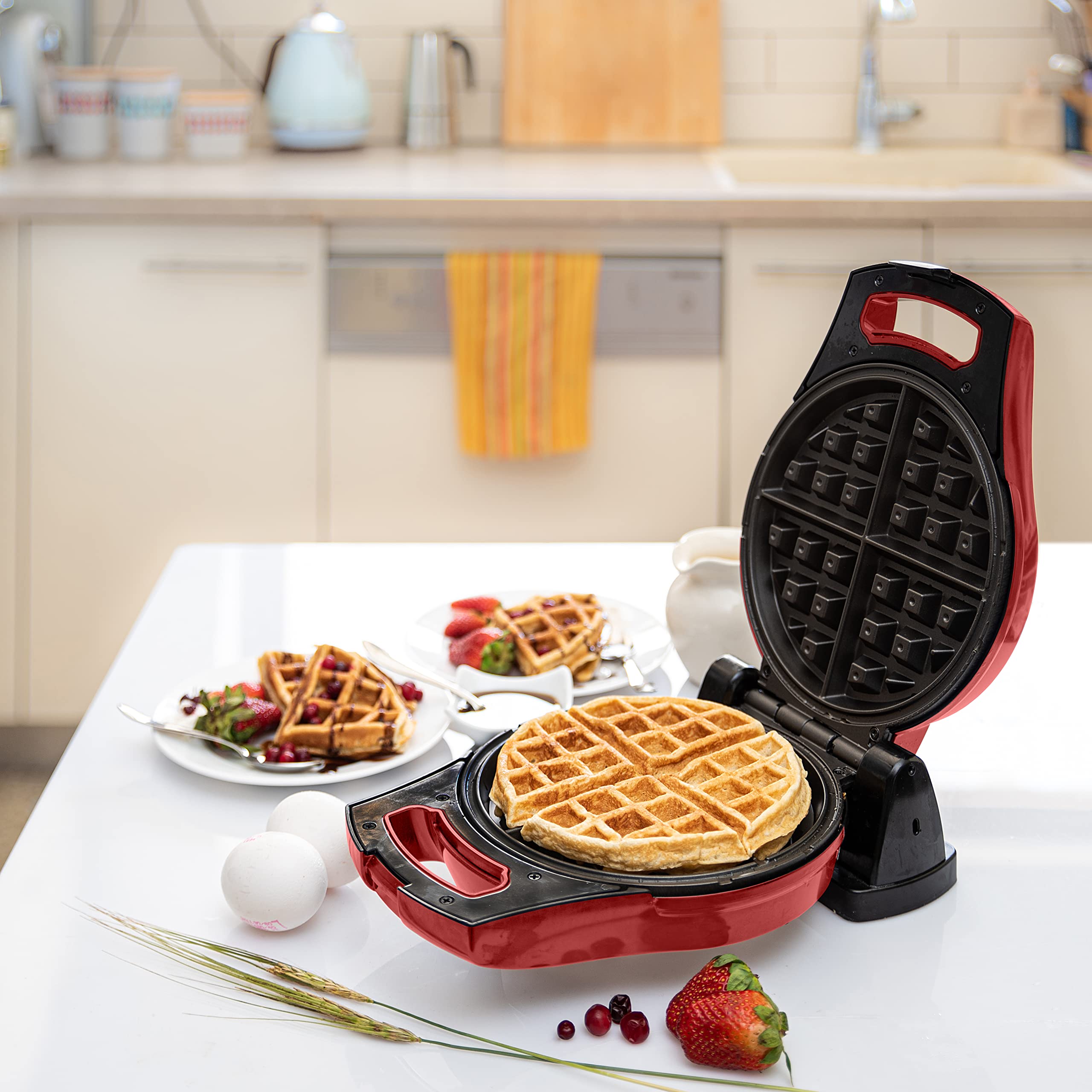 Moss & Stone Red Belgian Waffle Maker, Electric Waffle Machine, Flips & Non-Stick Grids, Temperature Control, Round Waffle