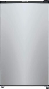 ffpe3322um 19" compact refrigerator with 3.3 cu. ft. total capacity adjustable glass shelves reversible door and chill zone in silver mist