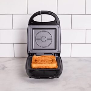 Uncanny Brands Pokemon Pokeball Single Cheese Sandwich Maker - Pokemon Kitchen Appliance