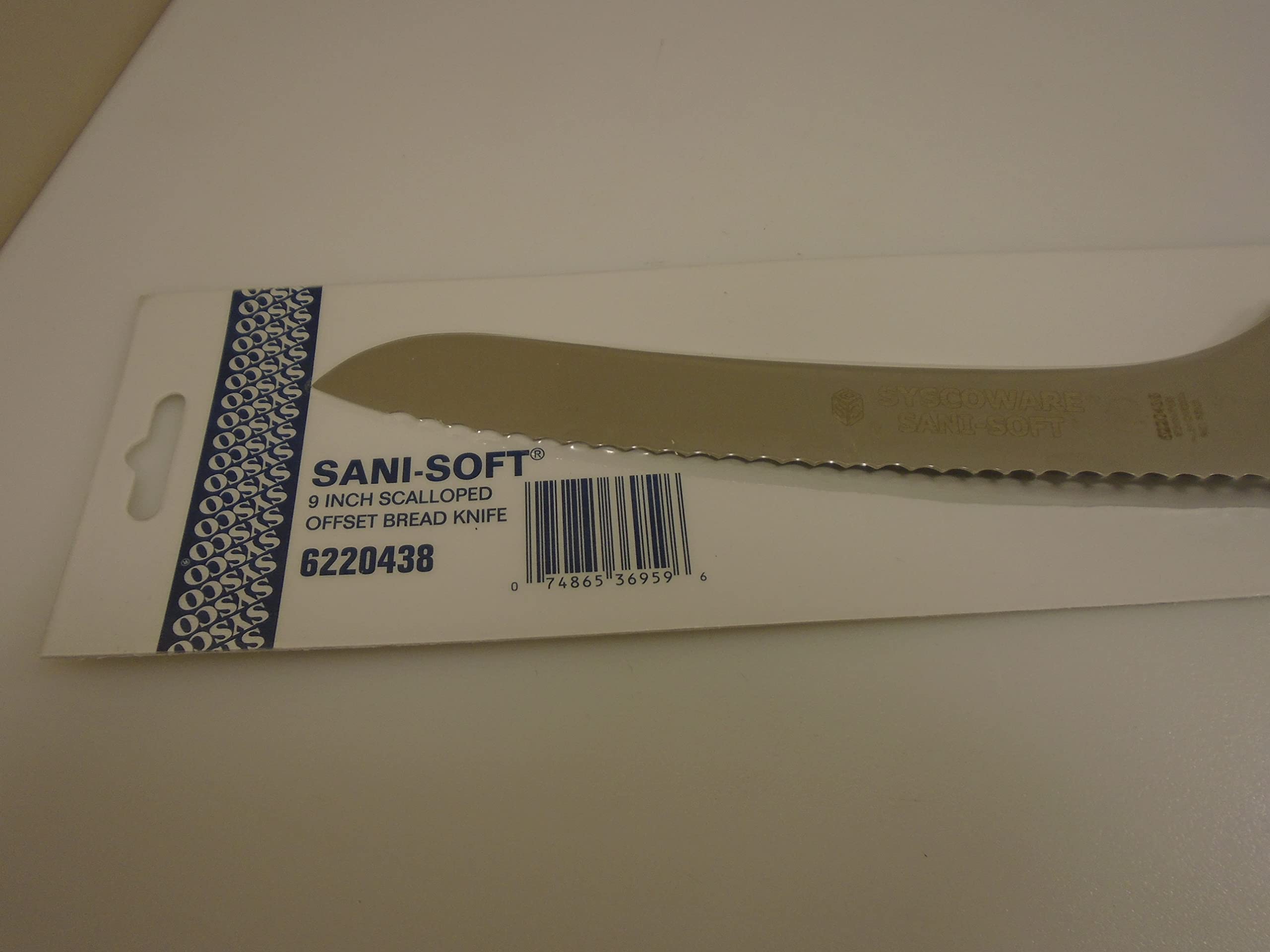 Sysco USA 9 in Offset Scalloped Slicer Bread Sandwich Knife Soft Grip Handle