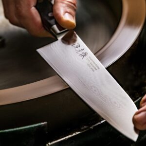 Yasuda Hamono M100 Damascus Santoku Knife, Minamotetsu, Silver Color, 7.1 inches (180 mm)