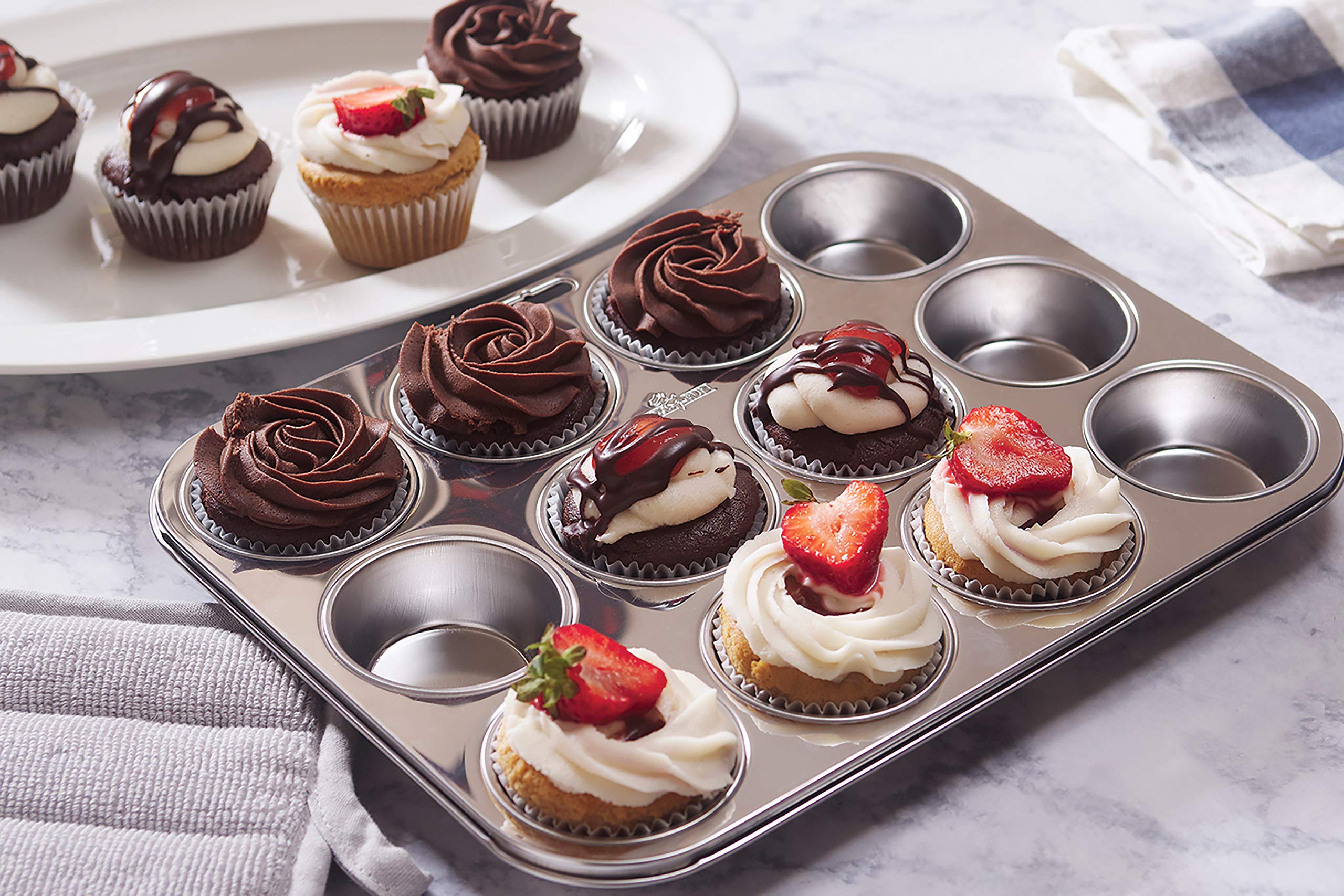 Fox Run 12-Cup Muffin and Cupcake Baking Pan, 10.5 x 13.75 x 1.25 inches, Silver