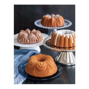 Nordic Ware 91377 Nordicware 9 Cup Bundt Quartet Pan, Gold